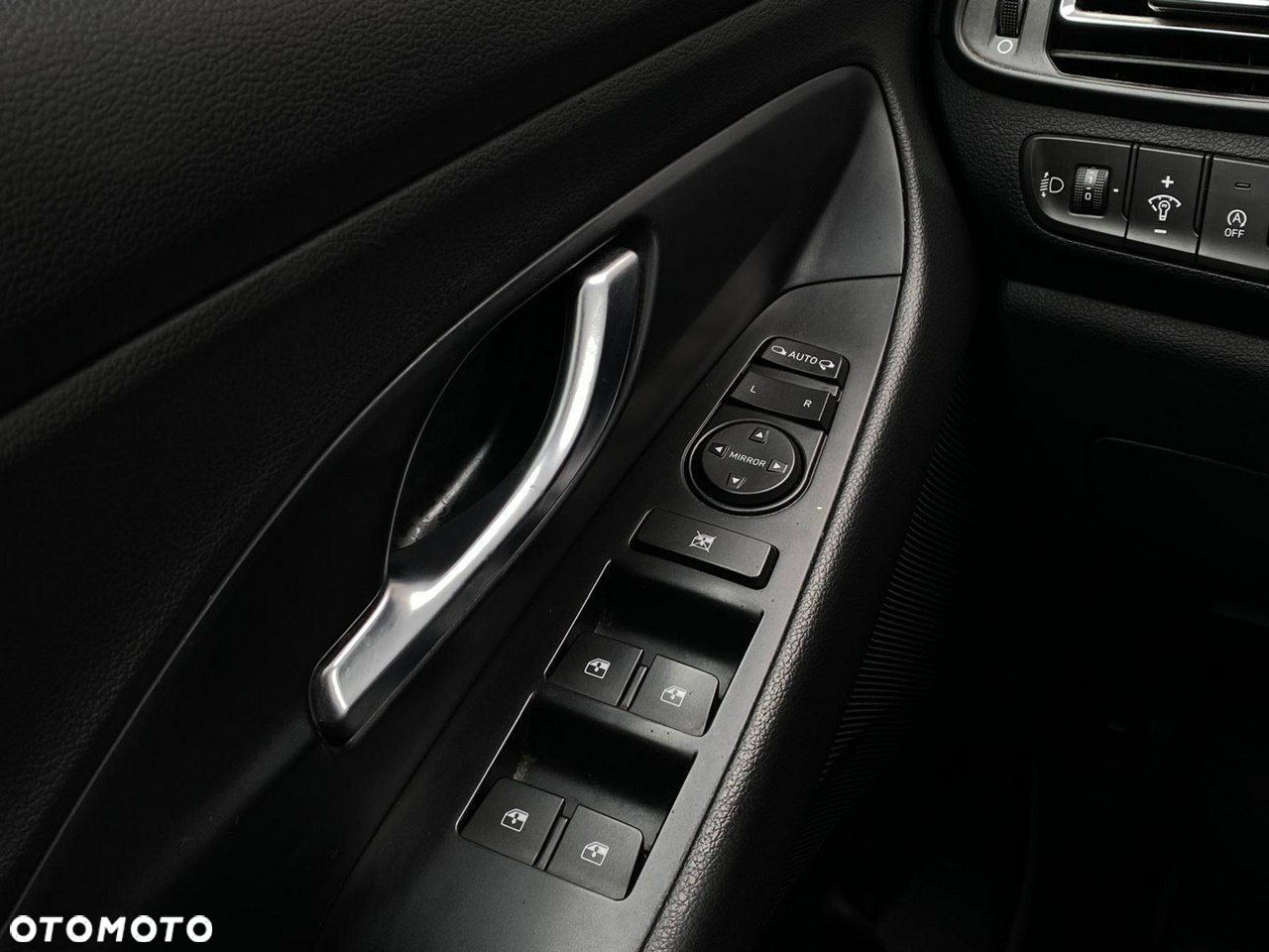 Hyundai i30 - 12