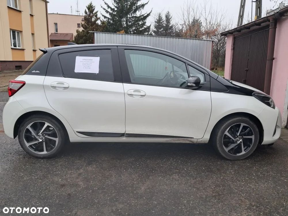 Toyota Yaris 1.5 Selection - 4