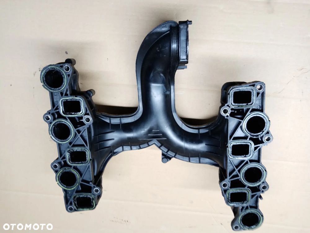 Kolektor ssący Audi Q5 3.0 TDI CTB 059129711CF - 2