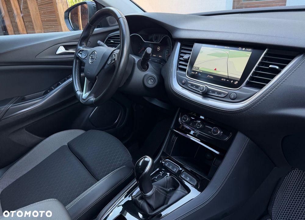 Opel Grandland X - 17