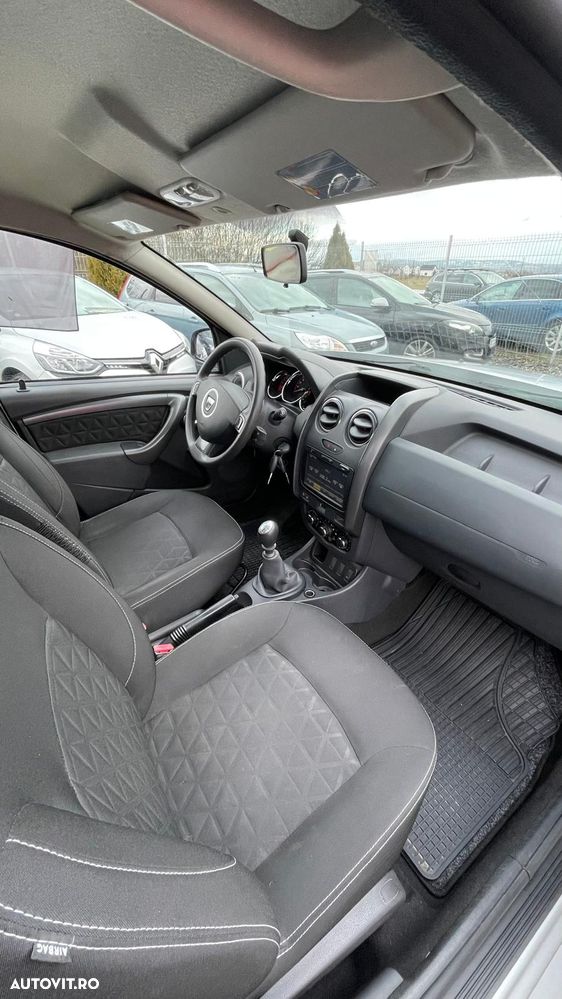 Dacia Duster 1.2 TCe 4x2 Laureate - 6