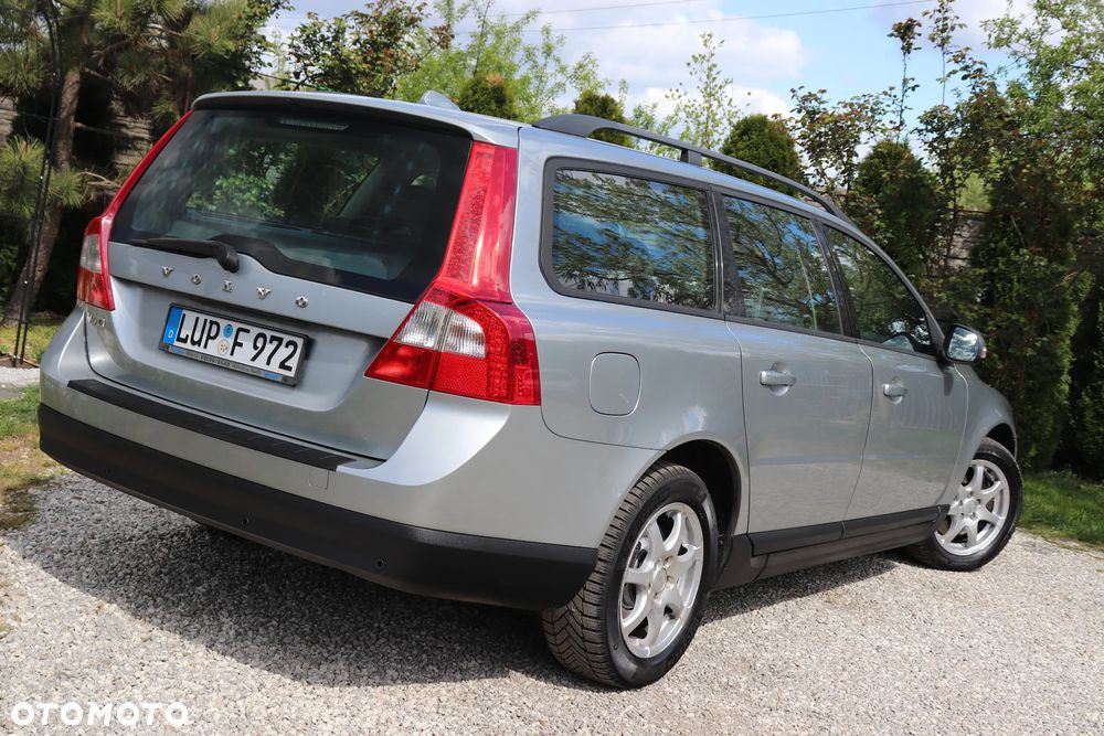 Volvo V70 D5 Summum - 6