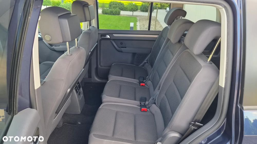 Volkswagen Touran 1.6 TDI DPF BlueMotion Technology Comfortline - 23