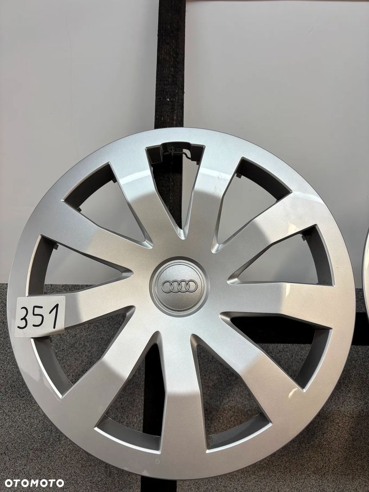 4 KOŁPAKI AUDI A1 82A 15'' NR. FABR. 82A. 601.147 - 1