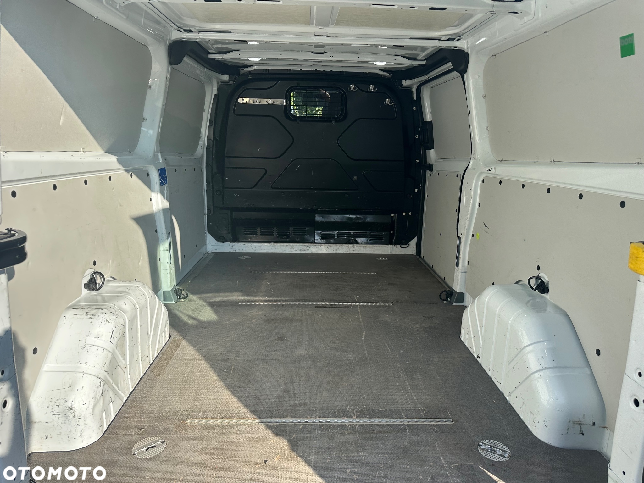 Ford Transit Custom 2019r 130ps Long stan extra klima tempomat - 18