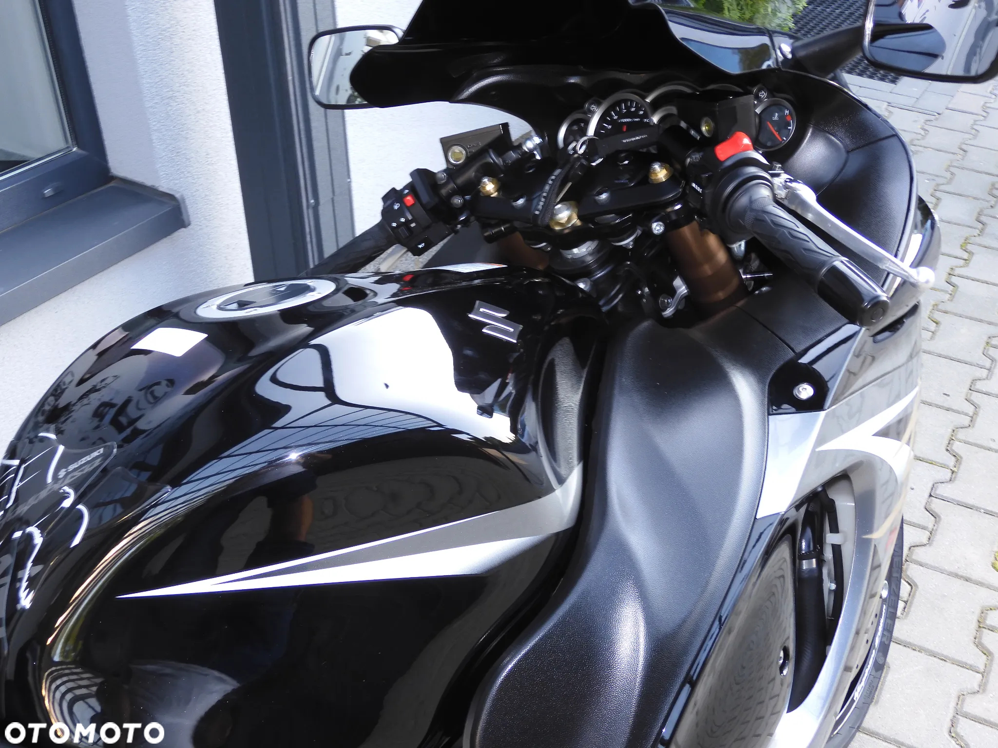 Suzuki Hayabusa - 11