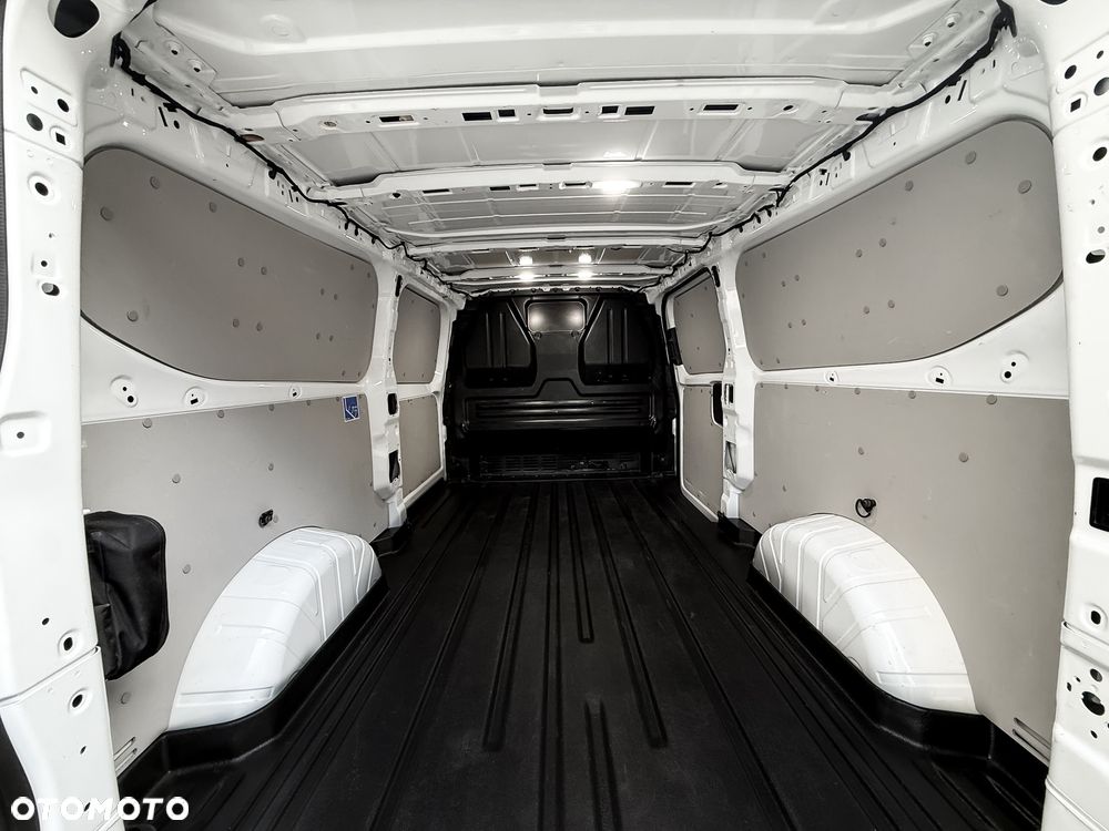 Ford Transit Custom - 10