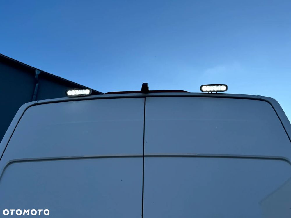 Volkswagen Crafter - 19