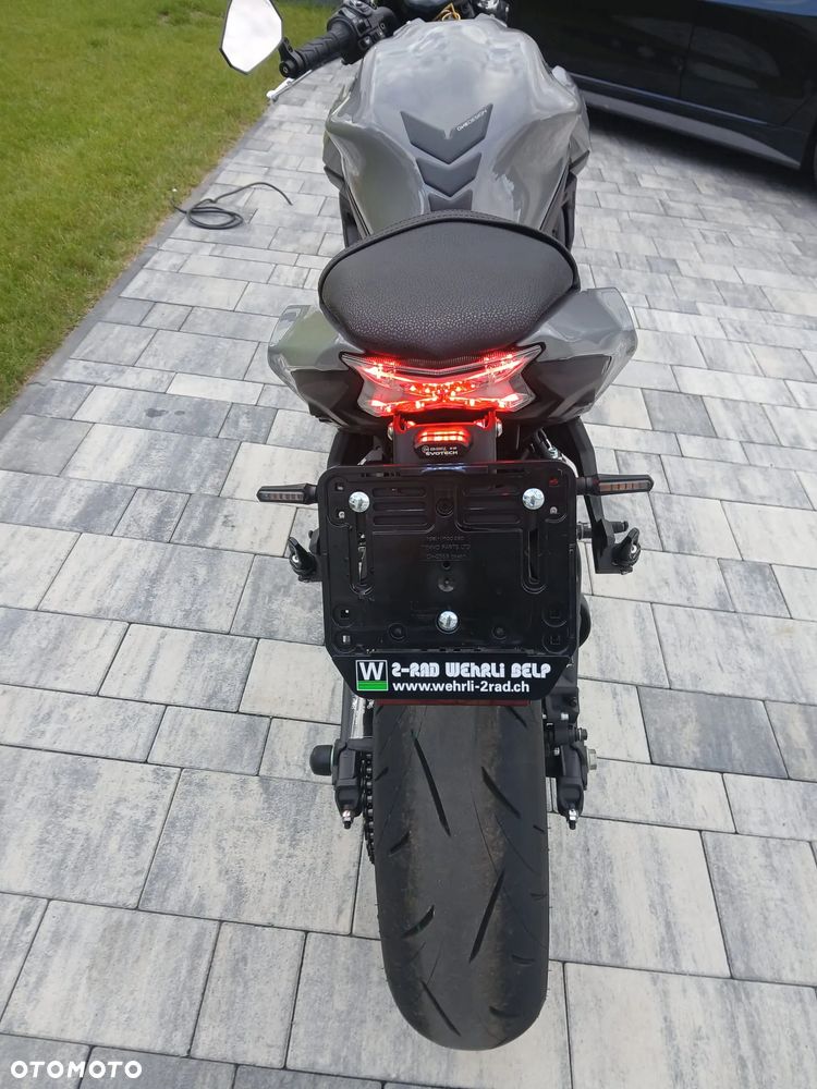 Kawasaki Z 650 - 6
