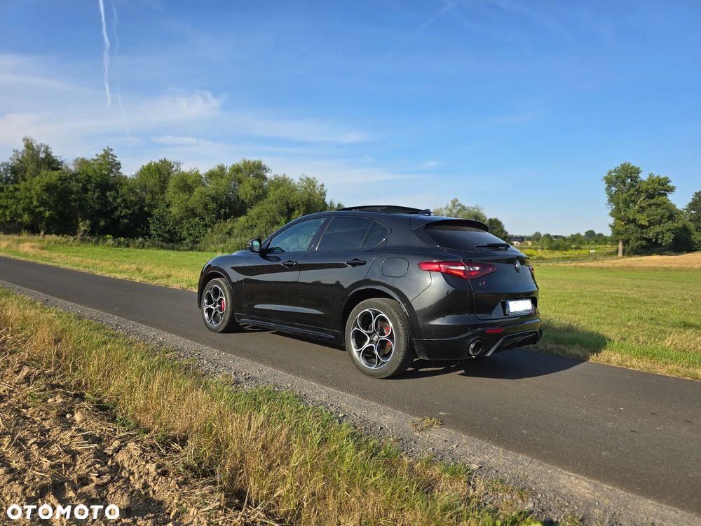 Alfa Romeo Stelvio 2.0 Turbo Veloce TI Q4 - 6