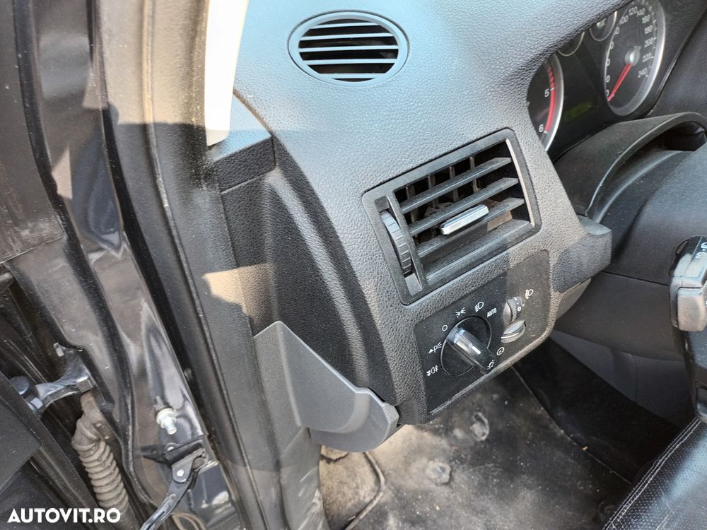 Dezmembrari  Ford C-MAX 1  2003  > 2010 1.8 TDCi Motorina - 14