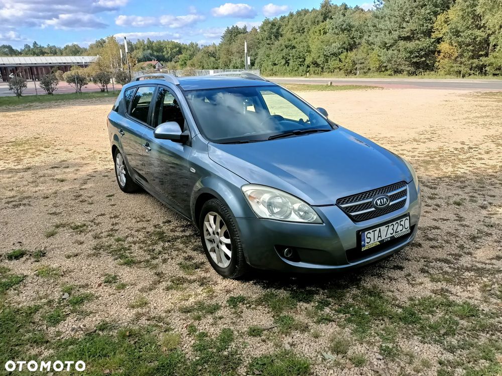 Kia Ceed Cee'd 1.6 Comfort + - 5