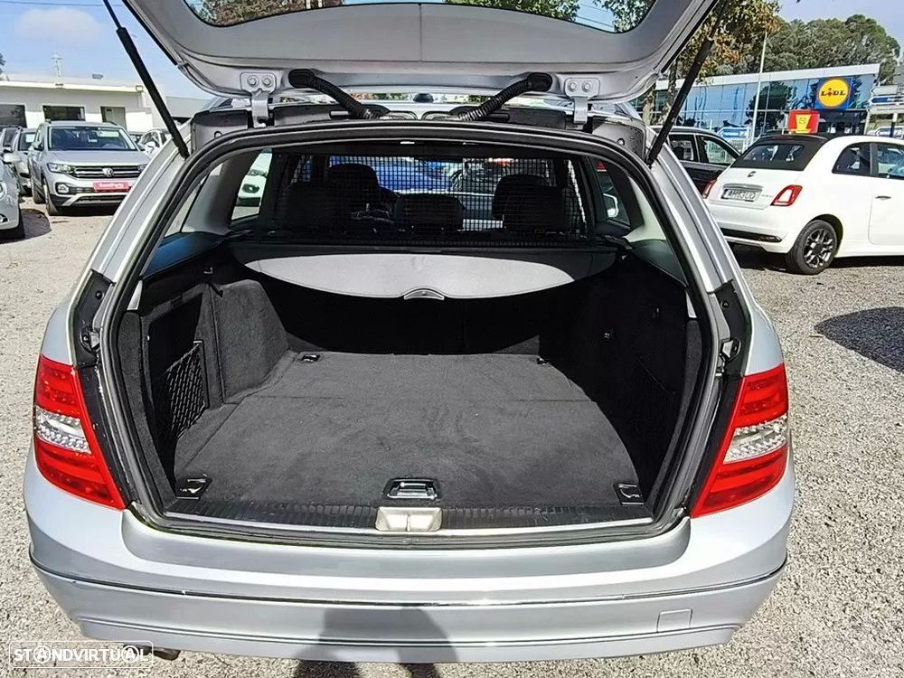 Mercedes-Benz C 200 CDi Avantgarde BlueEfficiency - 26