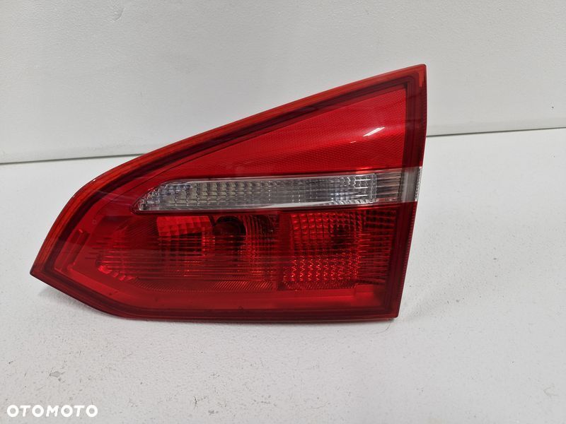 ford focus iii mk3 kombi lift lampa prawy tył prawa tylna w klapę f1eb-13a602-ba - 1