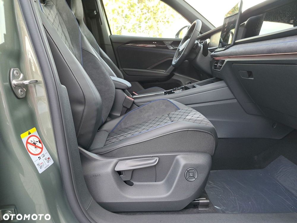 Volkswagen Tayron 2.0 TDI SCR 4Mot R-Line Plus DSG - 27