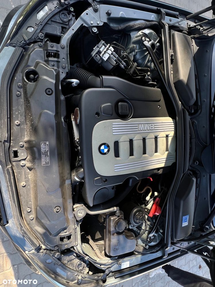 BMW Seria 5 530d - 15