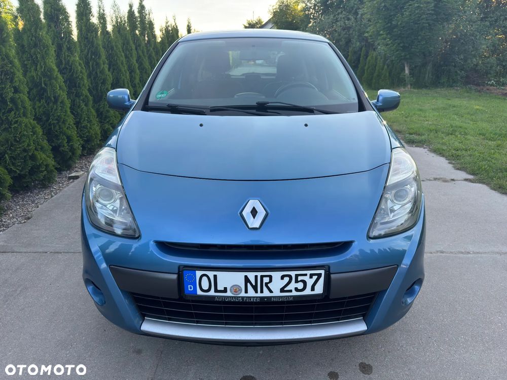 Renault Clio - 10