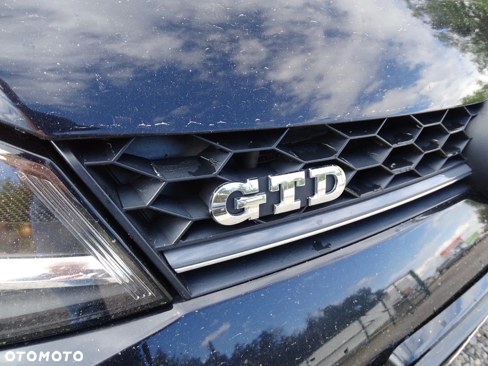 Volkswagen Golf 2.0 TDI BMT GTD - 37