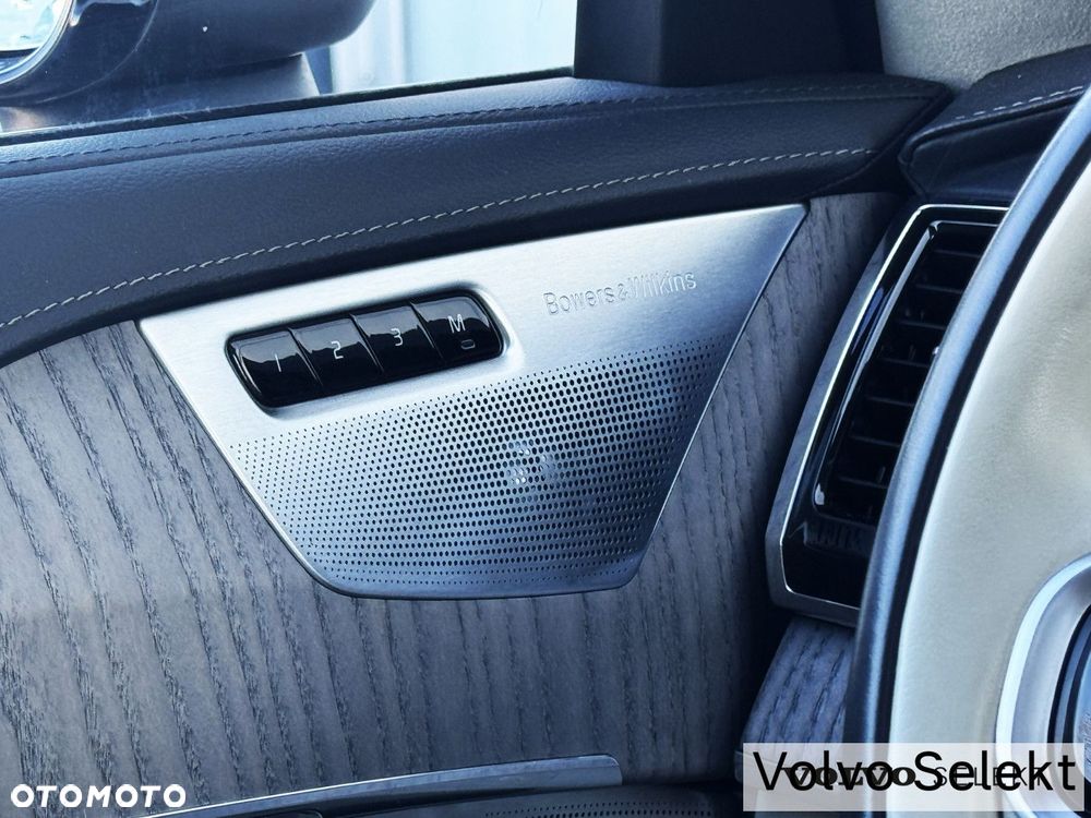 Volvo XC 90 - 38