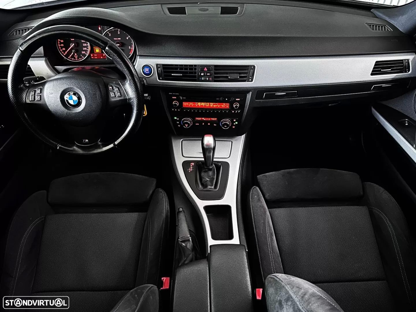 BMW 318 d Auto - 29