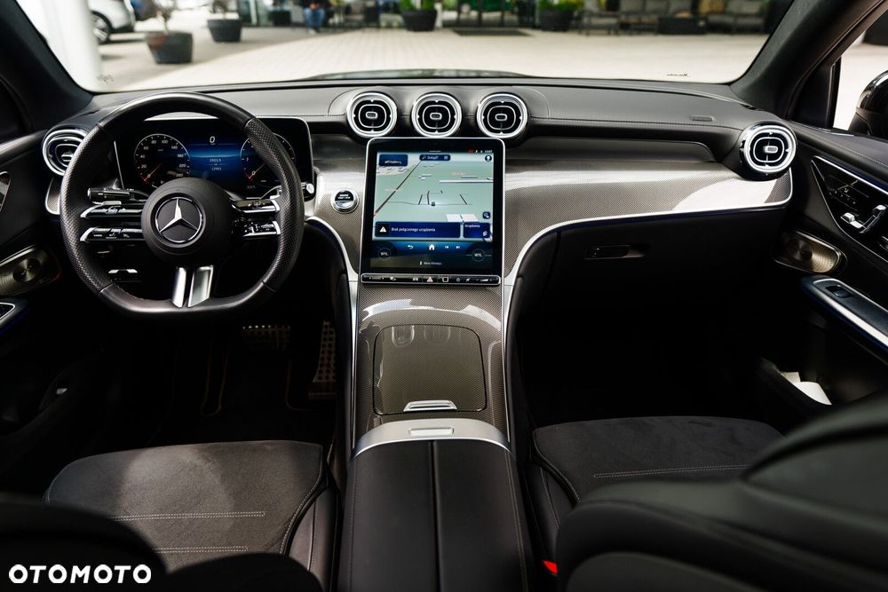 Mercedes-Benz GLC - 22