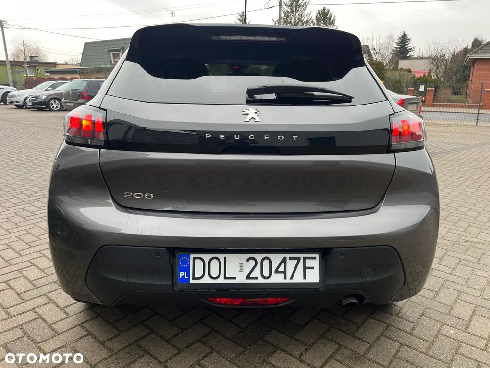 Peugeot 208 PureTech 100 EAT8 Allure - 6