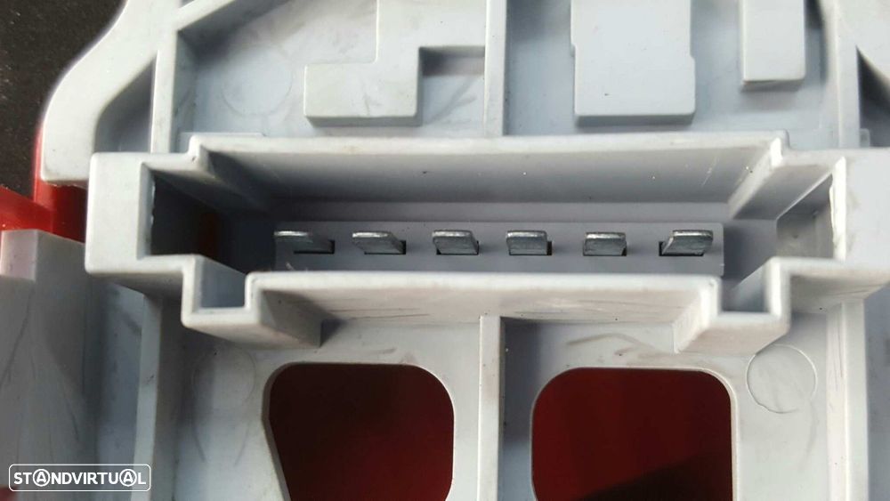 FAROLIM TRASEIRO ESQUERDO MERCEDES CLASE A (W169) A 150 (169.031) - 3