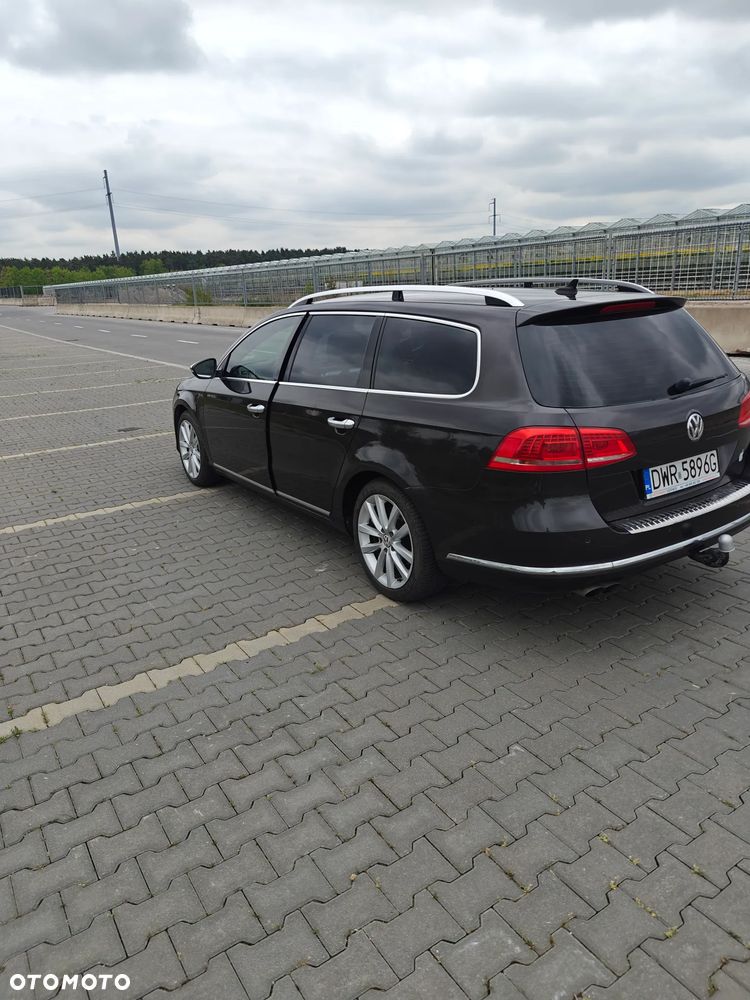 Volkswagen Passat 2011 photo 3