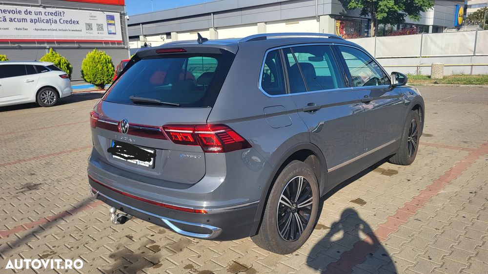 Volkswagen Tiguan - 2