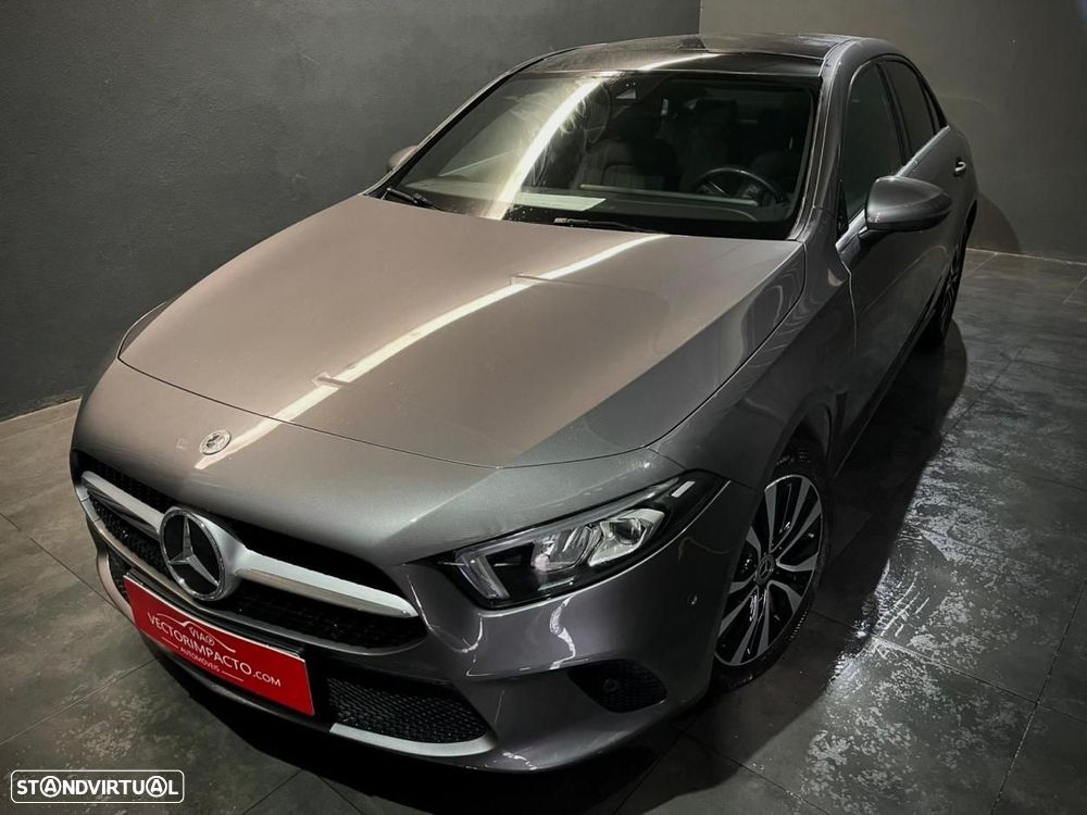 Mercedes-Benz A 250 Limousine - 4