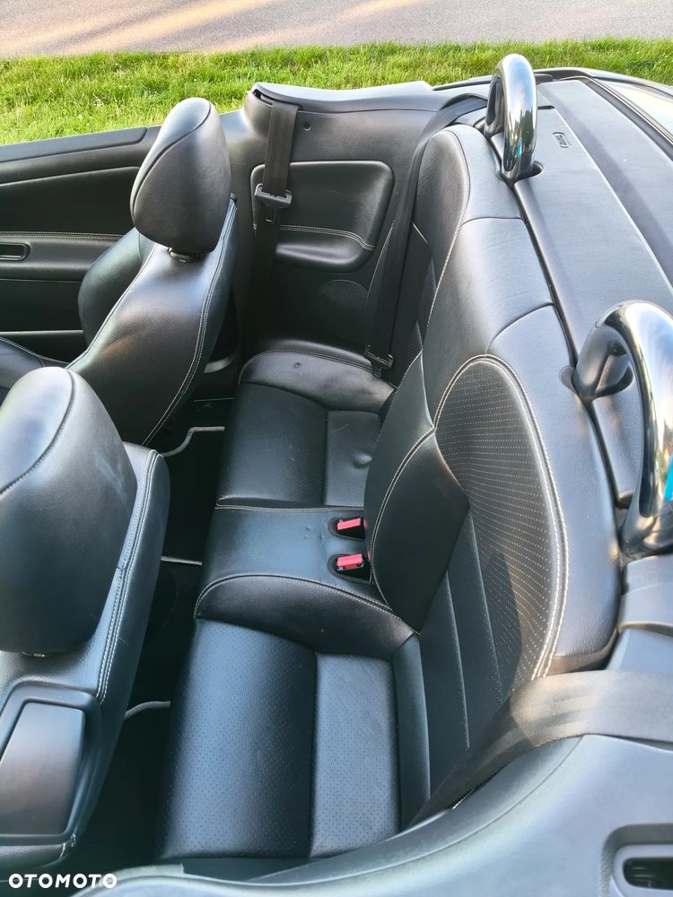 Peugeot 207 CC 155 THP Black&White Edition - 24