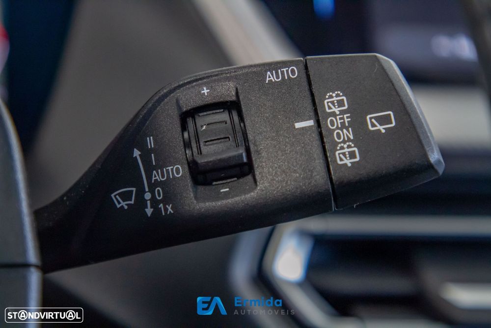 BMW 118 i Pack Desportivo M Auto - 42