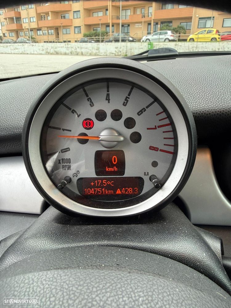 MINI 3 Portas One 1.6 - 11