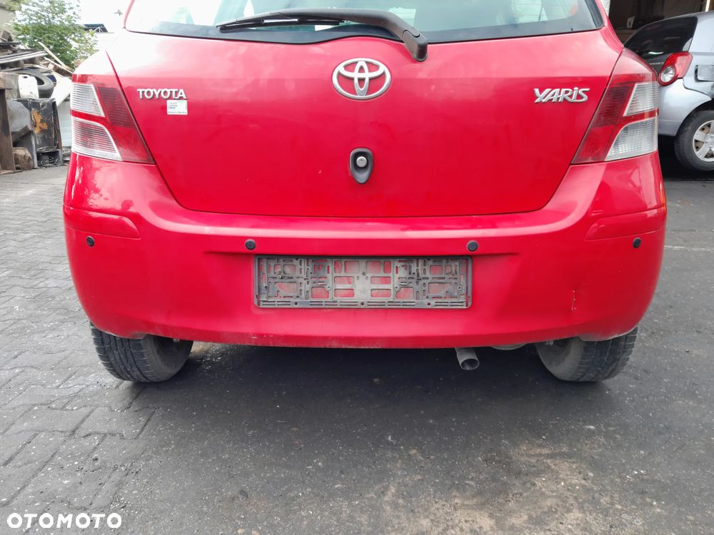 Zderzak tylny TOYOTA Yaris II lift 5D 09-11r. 3P0 - 1