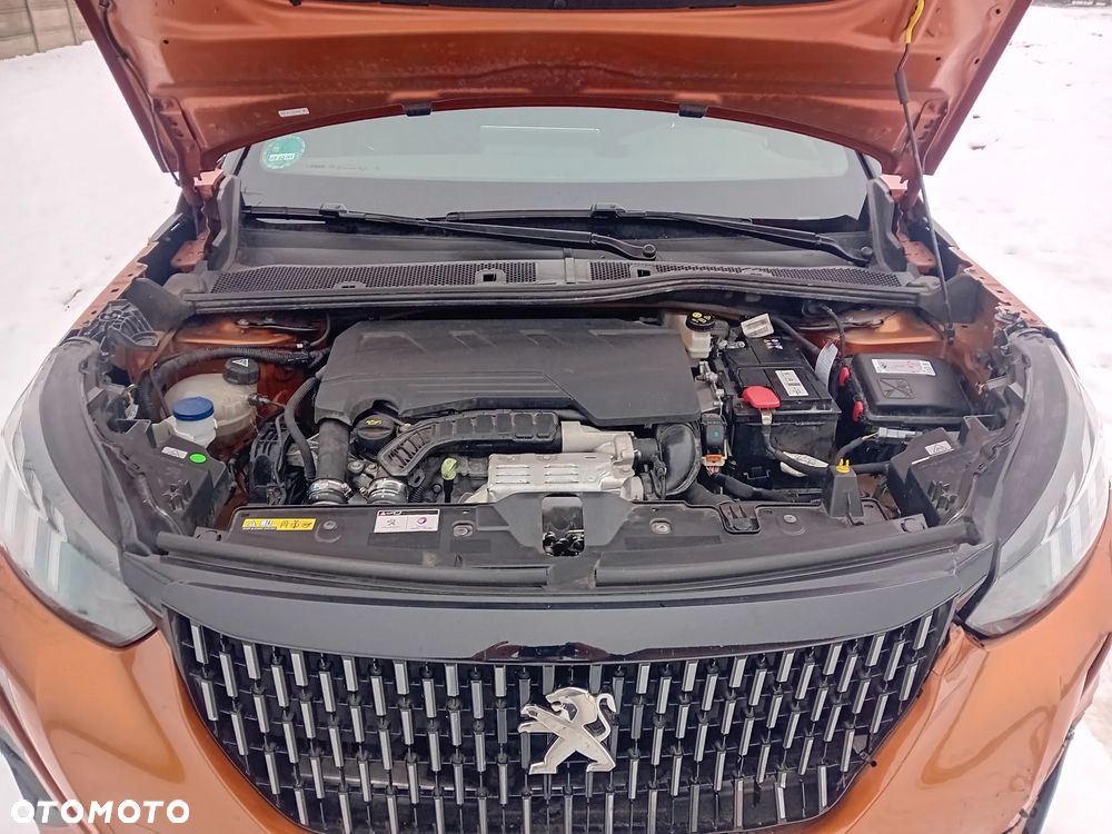 Peugeot 2008 PureTech 155 EAT8 GT - 20