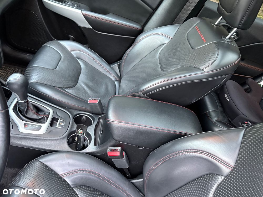 Jeep Cherokee 3.2 V6 Pentastar Active Drive Lock Autom Trailhawk - 14