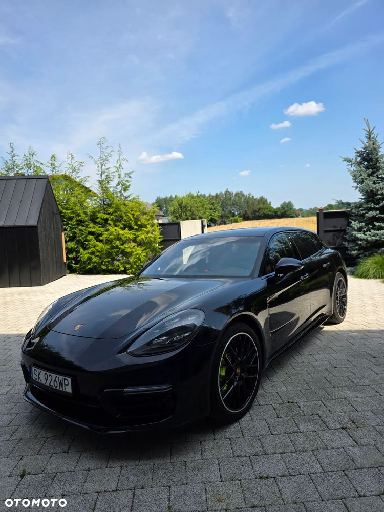 Porsche Panamera 4S E-Hybrid - 4