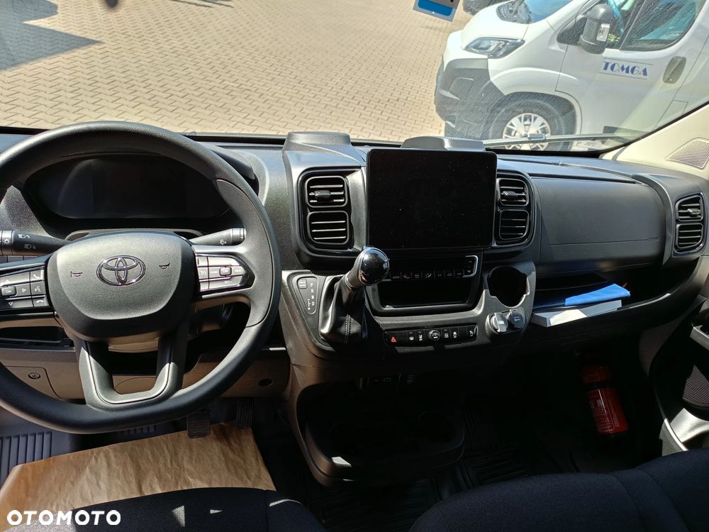 Toyota Proace Max - 9