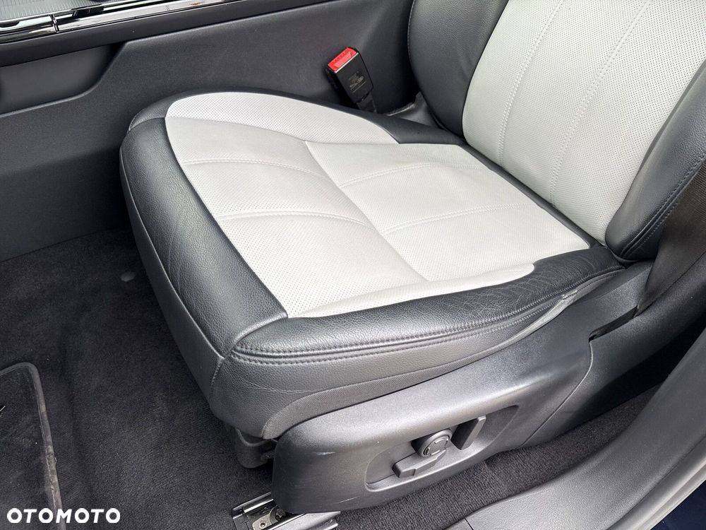 Land Rover Range Rover Evoque 2.0 D200 mHEV R-Dynamic SE - 12