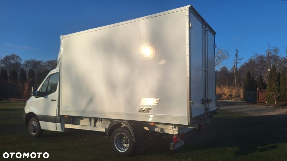 Mercedes-Benz Sprinter - 3