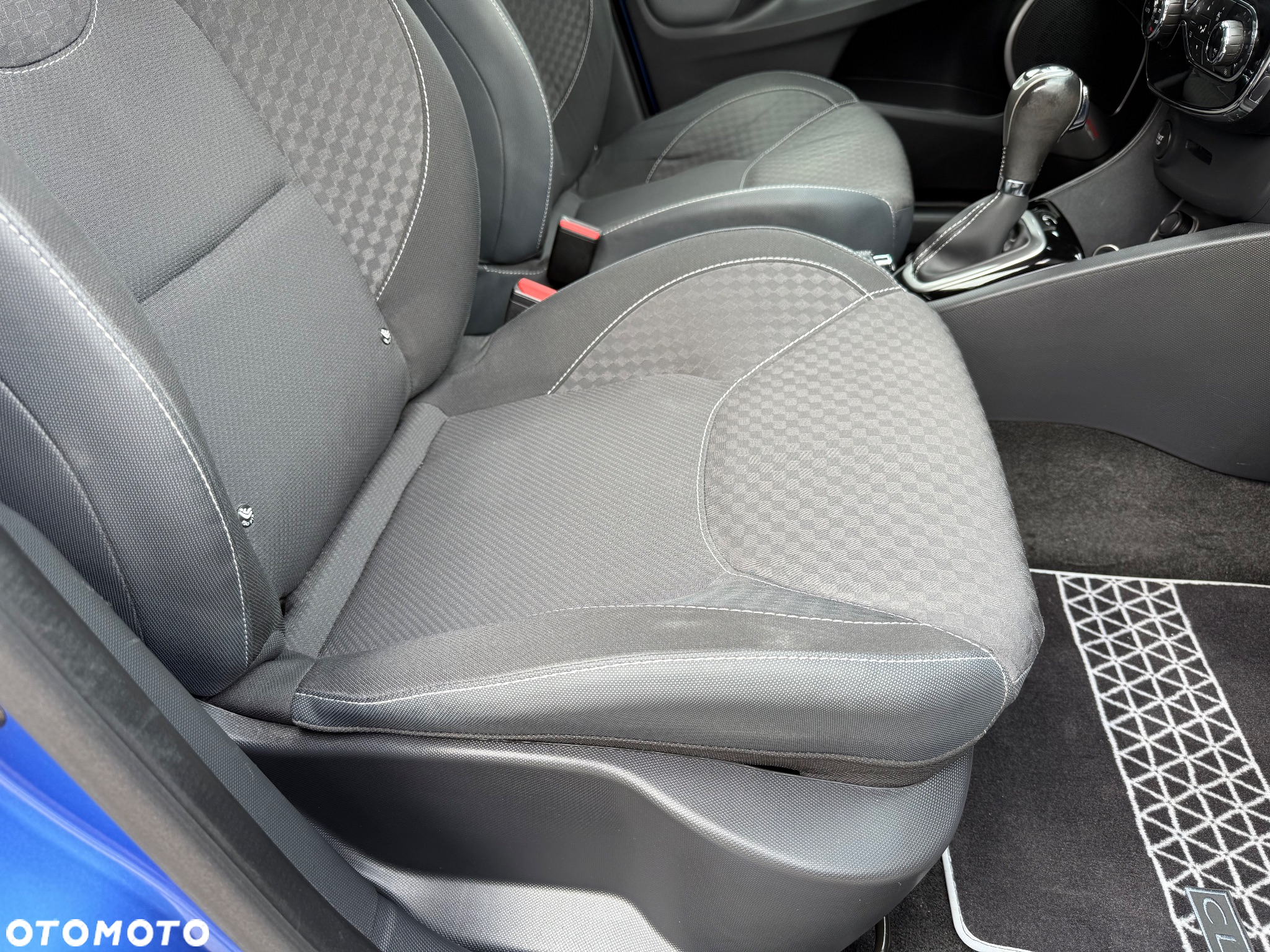 Renault Clio ENERGY TCe 120 EDC GT - 33