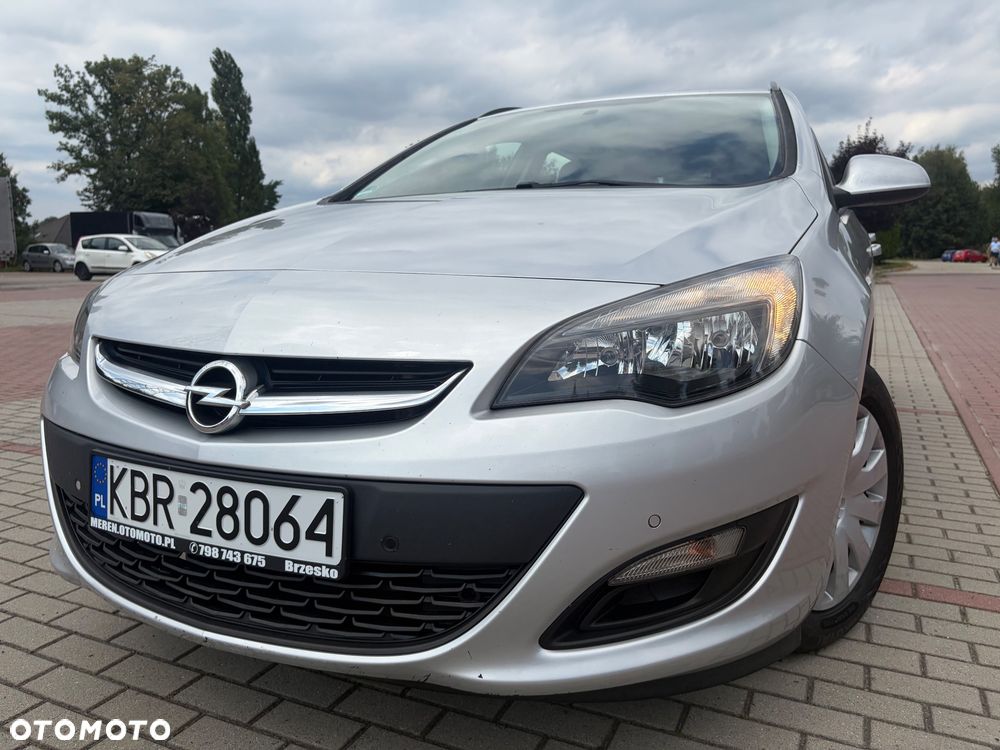 Opel Astra 1.4 Turbo Exklusiv - 3