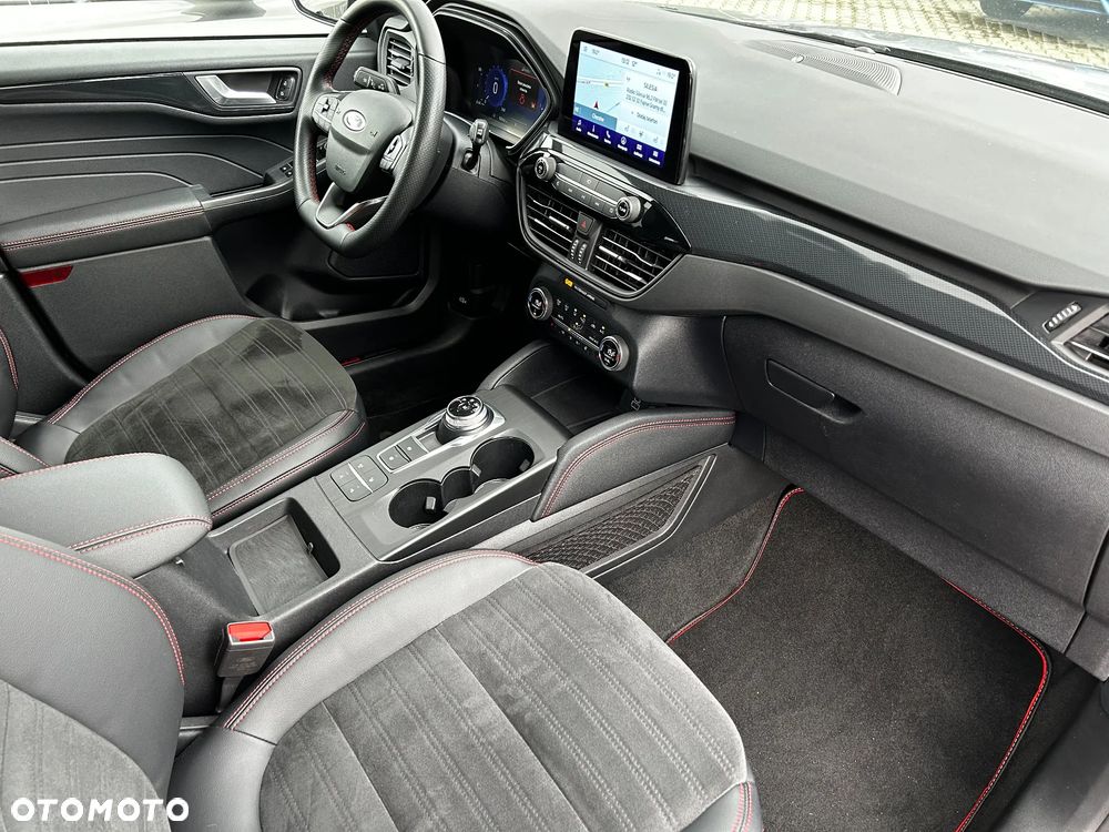 Ford Kuga 2.0 EcoBlue AWD ST-Line X - 28