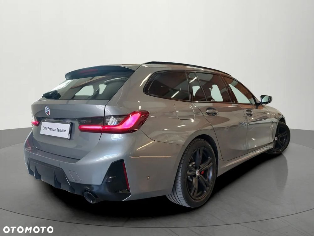 BMW Seria 3 330d Touring M Sport - 2
