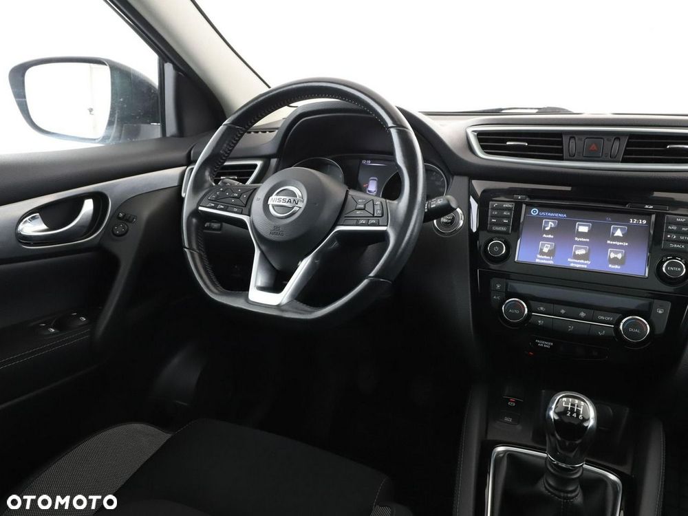 Nissan Qashqai 1.6 DCi N-Connecta - 17