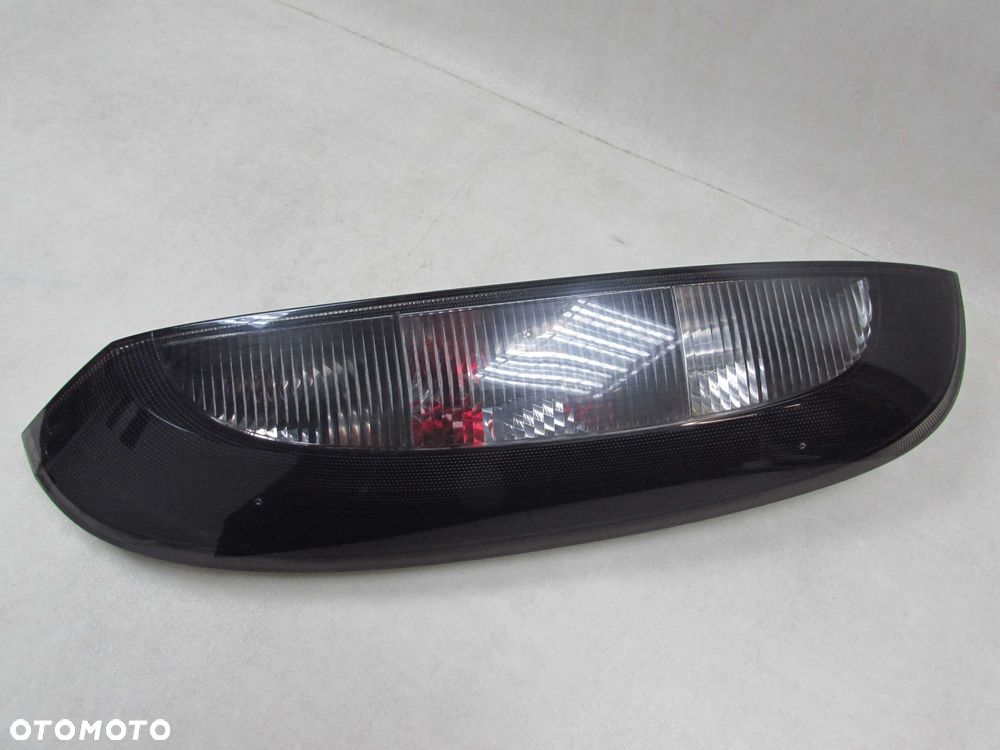 OPEL CORSA C 5D LAMPA TYL LEWA DYMIONA 89307491 24457235 VALEO 99-02 - 3