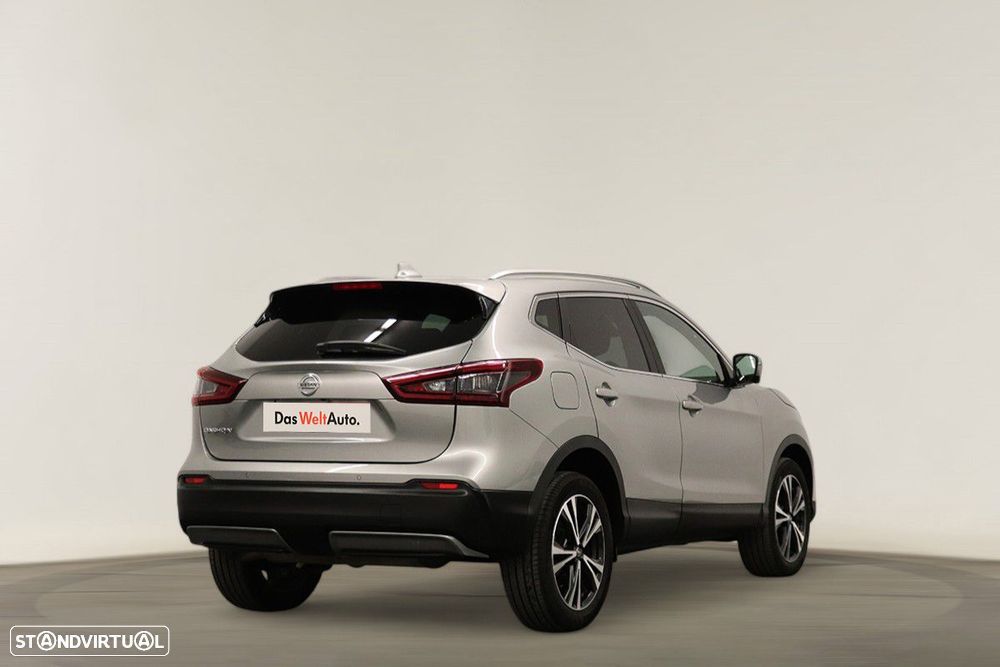 Nissan Qashqai 1.3 DIG-T N-Connecta J18 - 4