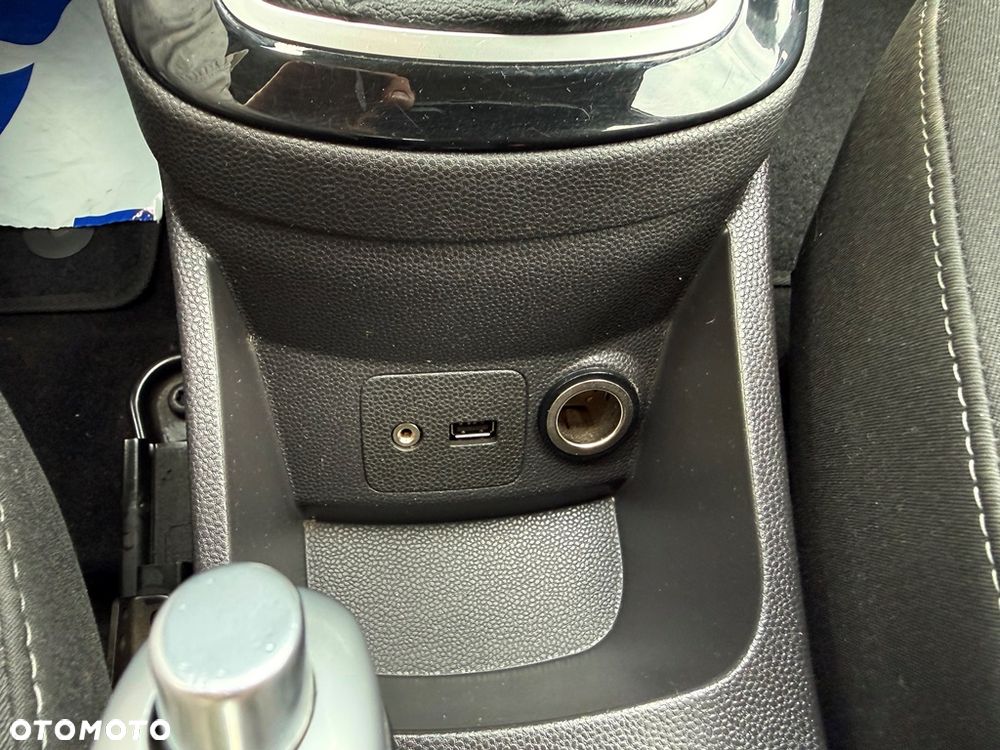 Ford Fiesta 1.5 TDCi St&St Ambiente - 29