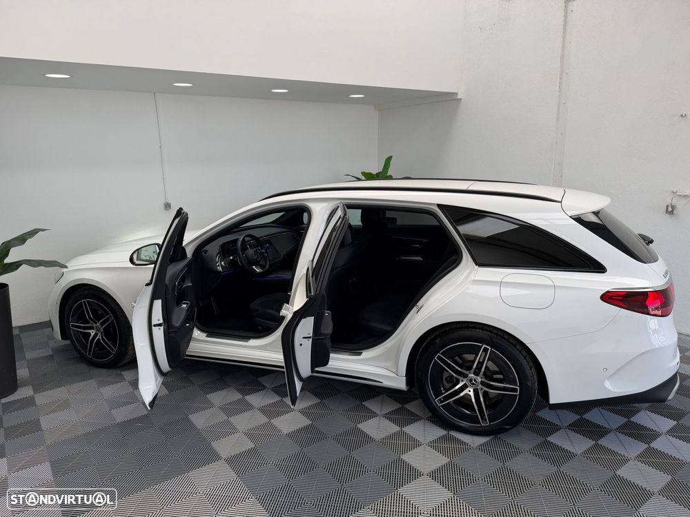 Mercedes-Benz E 300 de AMG Line - 3