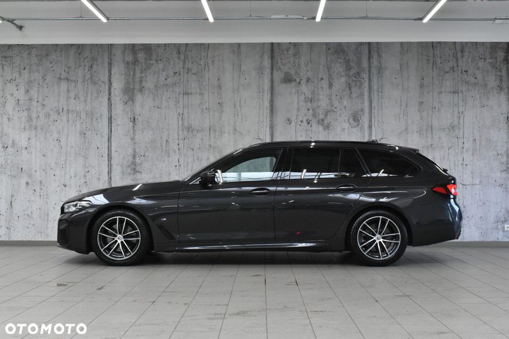BMW Seria 5 520d xDrive mHEV M Sport sport - 4